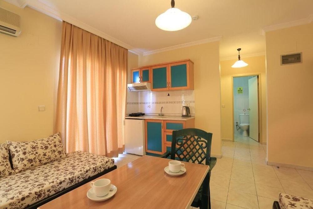 Club Amaris Apartment Marmaris Buitenkant foto